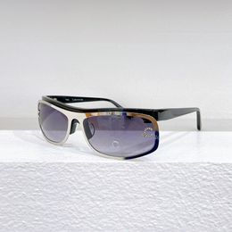 Óculos de sol de designer de luxo para mulheres óculos de sol ovais de metal unissex óculos de sol de praia armações vintage design luxuoso UV400 com estojo muito bom