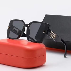 Gafas de sol de diseñador de lujo para mujer gafas de sol gafas de marca de moda estilo clásico gafas de sol para personas mayores gafas polarizadas conducción playa al aire libre bueno