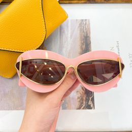 Lankernes de luxe Lunettes de soleil Man Femmes Rectangle Loewe Sunglasses Unisexe Designer Goggle Beach Sun Glass Retro Frame Cadre de luxe UV400 avec boîte 40119i