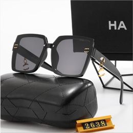 Diseñador de lujo Gafas de sol Hombres Anteojos Sombras al aire libre Marco de PC Moda Clásico Señora cha anel Gafas de sol Espejos para mujeres ch2539 ch2638