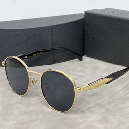 Gafas de sol de diseñador de lujo Gafas de sol para mujeres Gafas de sol de lujo Fashion Fashion UV400 Goggle con caja de gafas retro Tienda de fábrica de fábrica de playa