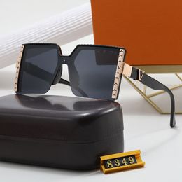Gafas de sol de diseño de lujo lentes cuadradas Gafas de sol con patas transparentes y estuche Diseño personalizado Gafas de sol Conducción Viajes Ropa de playa