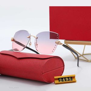 Lunettes de soleil de luxe Femmes Diamant Mode Carti Papillon Panthère Tête Anti-lumière bleue Protection contre les radiations Cat Eye Sunglass Luxe bon