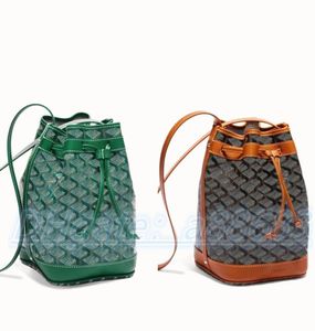 Designer de luxe The Tote Sac Handbag Drawstring Women039s Bucket Pochette Leather Sac Classic Crossbody Gy Handbags Sho3994440