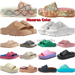 Luxe Designer Dikke Bodem Slippers Macaron Kleur Mannen Vrouw Platte Slides Kussen Comfort Soft Lady Sandalen Bubble veelzijdige gear-bottomed non-slip Rubber Sliders