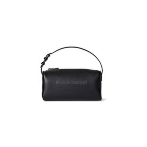 Sacs fourre-tout de luxe de créateurs Sacs à main crayon des années 90 Femmes Mini fourre-tout Nouvelle lune Mode Sac à aisselle Portefeuilles demi-lune L'embrayage de rangée Sac à main en cuir véritable