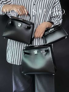 Sac de fourreaux de créateurs de luxe Box Box Box en cuir Sac à vache pour femmes Sac en cuir authentique de deuxième génération Sac à bandoulière pour femmes