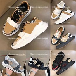 Traineurs de concepteur de luxe Vintage Sneaker Striped Men Femmes Velles Valette de baskets Plateforme en réseau Casual Shoes Flats Shoe Classic Outdoor Mens Designer Chaussures