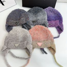 Chapeau de trappeur de luxe chapeaux d'hiver design de mode cache-oreilles chapeaux automne casquette en peluche lettre P jacquard chapeau de crâne chaud pour femmes filles