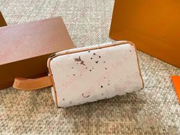 Luxe Designer Reisopbergtassen Dopp Kit Clutch Bags Dames Heren Wascosmetica tas toilettas DAILY POUCH Make-up tas Envelop Handtas Zippy Portemonnee 2024 nieuwste