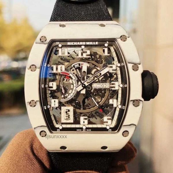 Designer de luxe Watch Richar Hommes Mille montres mécaniques Automatic Mouvement Luminal Sapphire Arafroproof Fashion Wrist Wrists Rubber Silicone Watchband Abuh