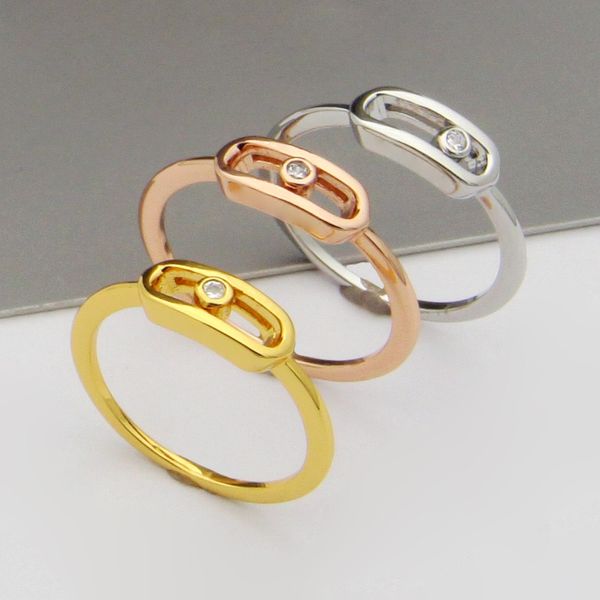 Luxury Designer Women Band Band Ring Golden Diamond Rings for Men Wide 18K Rose Gold Silver 316L En acier inoxydable Coupages de mariage Bijoux de mariage Girl Lady Party Taille d'ouverture