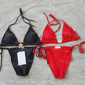 Designer de luxe femmes Bikinis ensemble maillots de bain Sexy rembourré licou maillots de bain femmes plage soutien-gorge Brefs Split maillots de bain