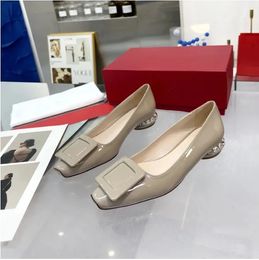 Luxe designer Women Casual Shoes FashionGenuine Leather Ballet Flats Buckle Crystal Low Heels Summer Design Shoes Square Teen Slip On Feetwear