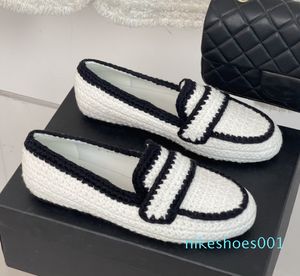 Scarpe casual da donna di design di lusso in vera pelle con tacco basso e punta tonda