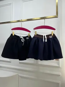 Designer de luxe Femmes pour l'été Lady Casual High Taist Mini jupe lâche mode