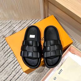 Designer Slipper Femme Chaussure Waterfront Mule Diapositives Luxe Maxi Damier Caoutchouc Check Homme Sandale Mousse Classique Unisexe Confort Plage Plat Éraflures