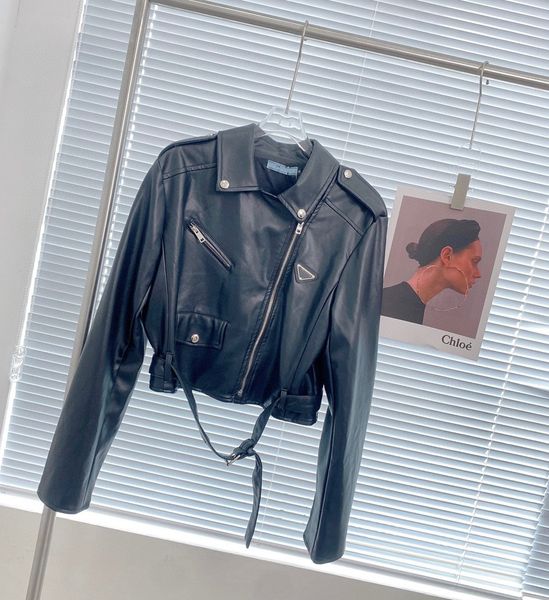 Veste de moto courte noire de luxe pour femmes, fermeture éclair, logo, manteau en cuir, coupe-vent et chaud, beau manteau polyvalent