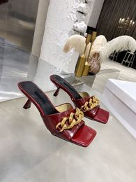 Designer de luxe pantoufles pour femmes chaîne en peau de mouton mot lumière sandales à talons bas grandes femmes chaussures 161-12 USA 35-42