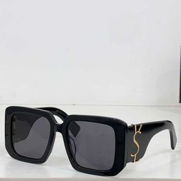 Gafas de sol de diseñador de lujo SLM120 Fashion Acetate Square Gafas de sol de acetato Gran lentes grises Grandes gafas de viaje para mujeres