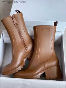 Luxe Designer Womens Half Boots schoenen Winter Chunky Med Heels Plain Square Toes shoe Rain boots Zip Women Mid Calf Booty Wear Resistant Thick Soled