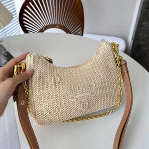 Raffias Halve maan strand schouder Designer tas riem Triangle Luxurys handtas clutch ketting onderarm Stro tassen mode Dames heren Zomer geweven tote Crossbody Tas