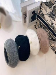 Diseñadores de lujo Cashmere para mujer Boinas clásicas Gorras Lady 4colors Recreación Otoño Invierno Gorro a prueba de viento Sombreros Moda Tejer 9898390