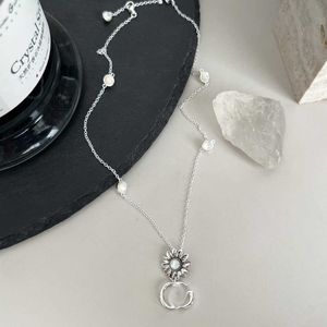 Luxe ontwerpers Guhome g Guhome hanger kettingen S925 sterling zilver dubbele antieke turquoise poeder Fritillaria Daisy ketting voor vrouwen met een coole stijl nieuw