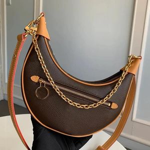 Diseñadores de lujo Bolsos Bolsos Monederos Bolsa Flor marrón Tote Carta Bolsos de hombro de cuero Bolso cruzado Monedero de luna Monedero de embrague Titulares de teléfono Flor con cadena