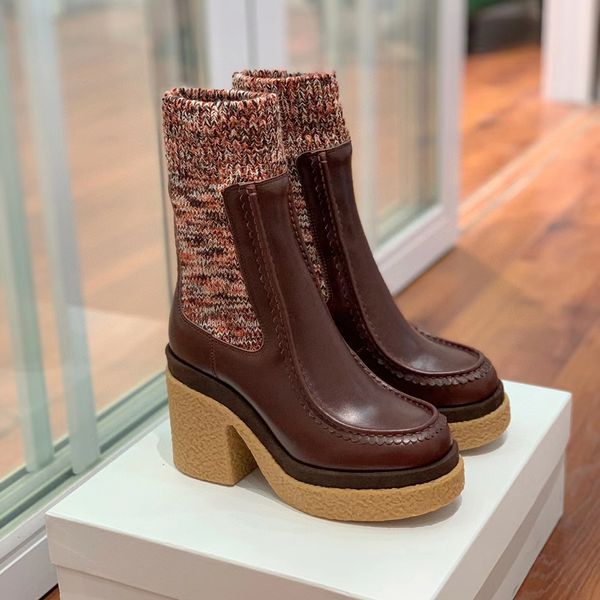Botines de plataforma alta de cuero marrón Botines de tacón de bloque con punta circular Botines gruesos de 100 mm Botas estilo calcetín para mujer Diseñador de lujo Zapatos de pasarela
