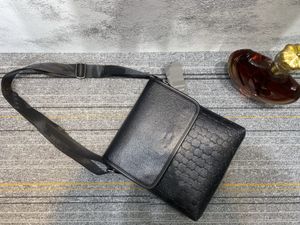 Diseñadores de lujo Bolsas de hombro Messenger Bolsos para hombre Tote Crossbody Monederos para mujer Cartera de cuero para mujer Impresión de letras