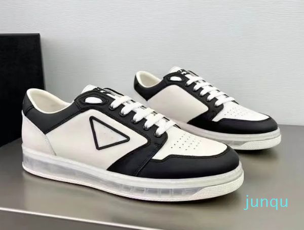 Diseñadores de lujo Zapato triangular Zapatos casuales de lona de alta calidad Zapatillas de deporte de moda de primavera y otoño