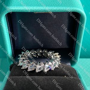 Luxe diamanten ring Designer ringen voor vrouwen Klassieke sieraden van hoge kwaliteit Sterling zilveren verlovingsring Kerstcadeau