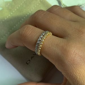 Luxury Diamond Shining Designer Rings for Women Girls 925 Silver Bling Stone Elegant Charm Band Bandon