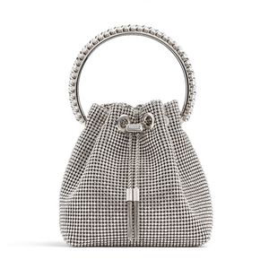 Diamantes de lujo Bolso de noche Diseñador Crystal Mesh Bucket Bolsos Cadenas de diamantes de imitación Hombro Crossbody Bolsos Pequeños monederos de fiesta 220614