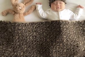 Luxe dubbele letter babywollen deken klein dekbed puur katoen pasgeboren gebreide deken chenille dubbellaags