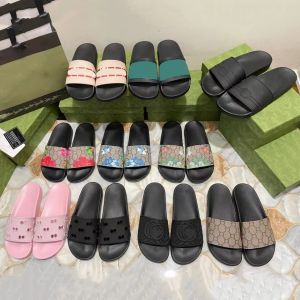 2023 Designer GG Sandalen Italië Slippers Parijs Nieuwe rubber ggity slides sandalen Bloembrocade vrouwen mannen slipper platte bodems slippers dames mode gestreepte strand