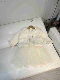 robes de luxe costume pour fille survêtements de mode ensembles d'automne pour bébé taille 100-140 cm veste ornée d'un nœud perlé et robe gilet en dentelle Sep01