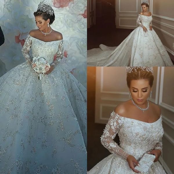 Vestidos de novia de lujo de Dubai fuera del hombro Apliques de cuentas brillantes Vestidos de novia Mangas largas transparentes Vestidos de boda de Arabia Saudita