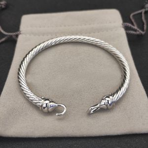 Luxe DY armband ontwerper met haaksluiting verstelbare gedraaide armband vrouw sieraden ornament retro armbanden voor vrouwen kerstcadeau zh152 B4