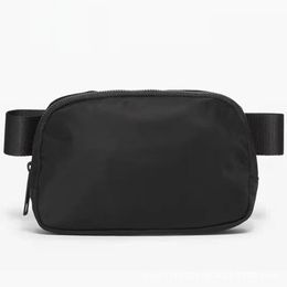 Paquete de lujo Fanny en todas partes Bolsa de cinturón Diseñador Bum Pecho Bolsa de yoga Bumbag Nylon para mujer para hombre al aire libre Fleece Hombro Crossbody Bolsas de cintura Bolsas de noche