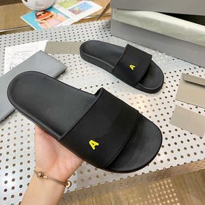 Marque de mode de luxe Femme mens Slipper Slide Designer Pantoufles Taille 35-45 modèle WF02