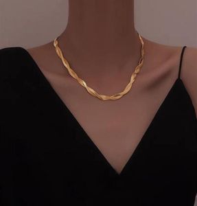 Collier de tour de cou de mode de luxe Bijoux de créateurs de bijoux 18 km colliers de pendentifs plaqués en or et placé pour les femmes avec le silve initial2595793266