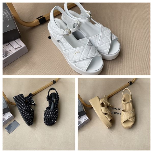 Diseño de moda de lujo 2024 Pequeñas sandalias de plataforma de viento fragante Zapatos de plataforma para mujeres Tacones de cuña abiertos Plataforma impermeable