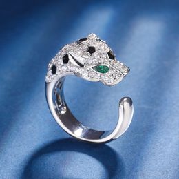 Luxe modeontwerper sieraden onderdeel kaart huis zwarte luipaard open ring dames veelzijdige licht persoonlijkheid mode sieraden