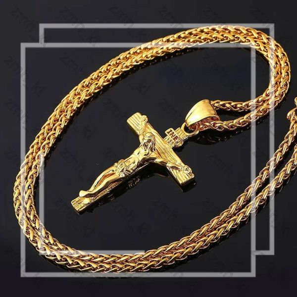 Créateur de mode de luxe bijoux religieux Jésus croix Collier pour hommes Fashion Or Cross en matière de chaîne Collier Bijoux Cadeaux pour hommes Pendant 977