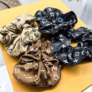 Lettre de mode de luxe Letter Hair Rubbery Rubbery Smooth Closs Hon Ring Bow Bow For Charm Femmes HairJewelry Hair Accessory High Quality