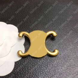 Designer de moda de luxo das mulheres dos homens broche pinos marca ouro carta broche pino terno vestido broche para senhora jóias retro broches