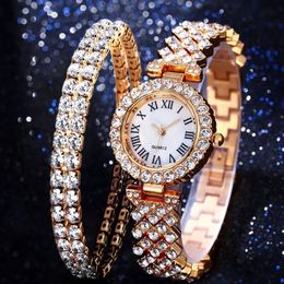 Luxury Fashion Diamond Quartz Watch Double Bracelet 2 PCS Set Exquisito Gift Factory Outlet Womens Wallwatches 179o