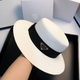 Mode de luxe Fedora chapeau de paille en plein air voyage vacances pare-soleil Panama Jazz paille casquette de plage hommes femmes Protection solaire grand chapeau à bord